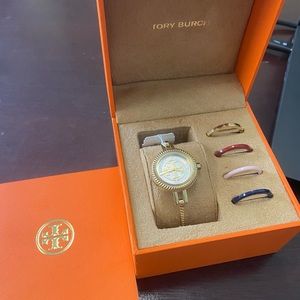 NWT Tory Burch Reva Watch